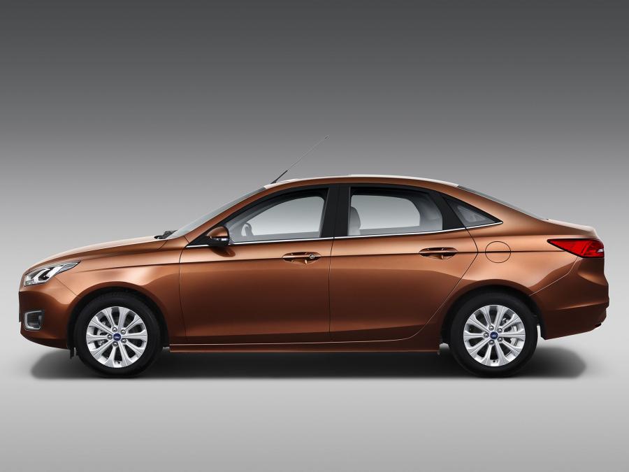  Ford Escort 2014 года  (фото 15 из 20)